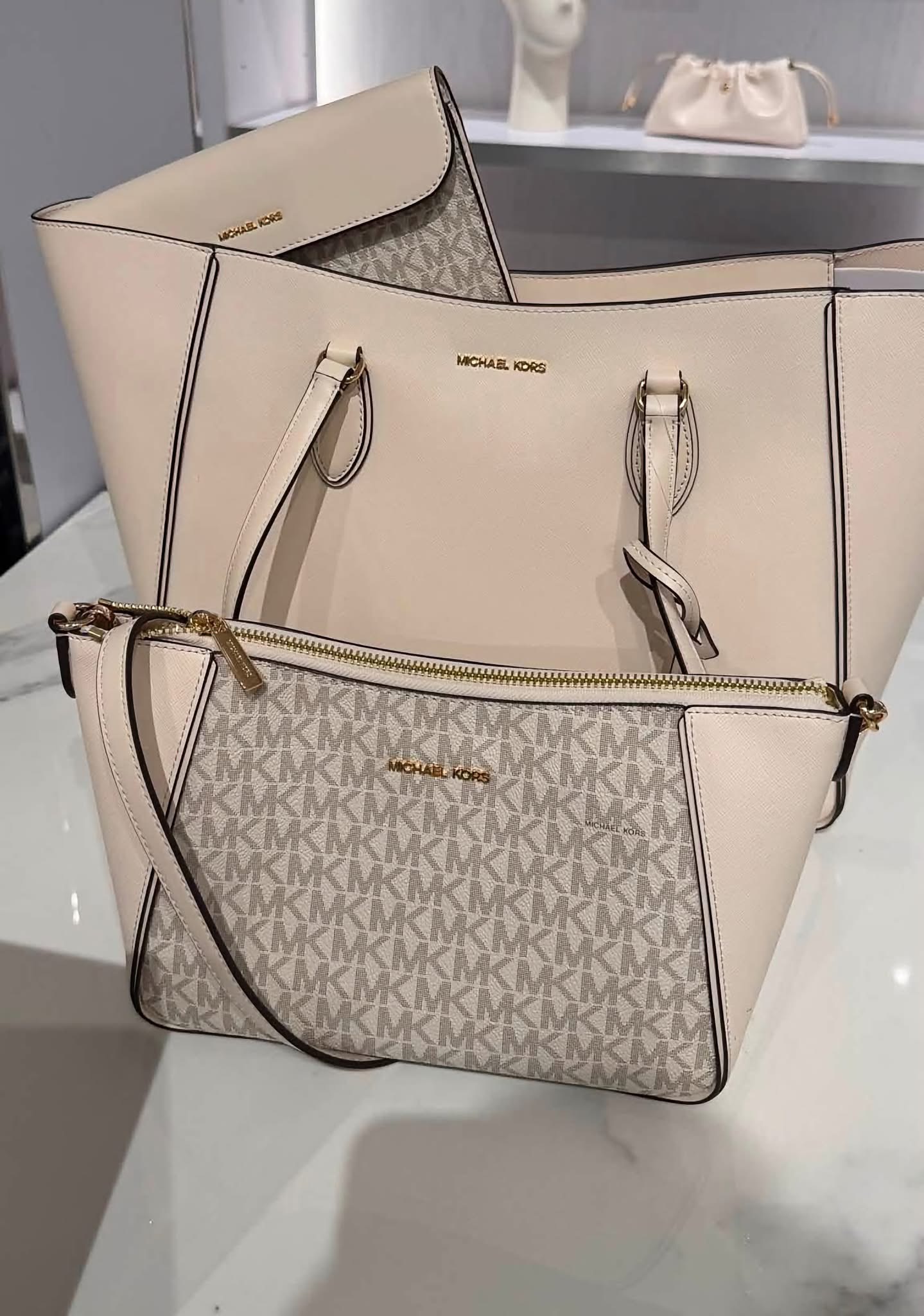 Most demanding MK collection ❤️ original Mk tot bags