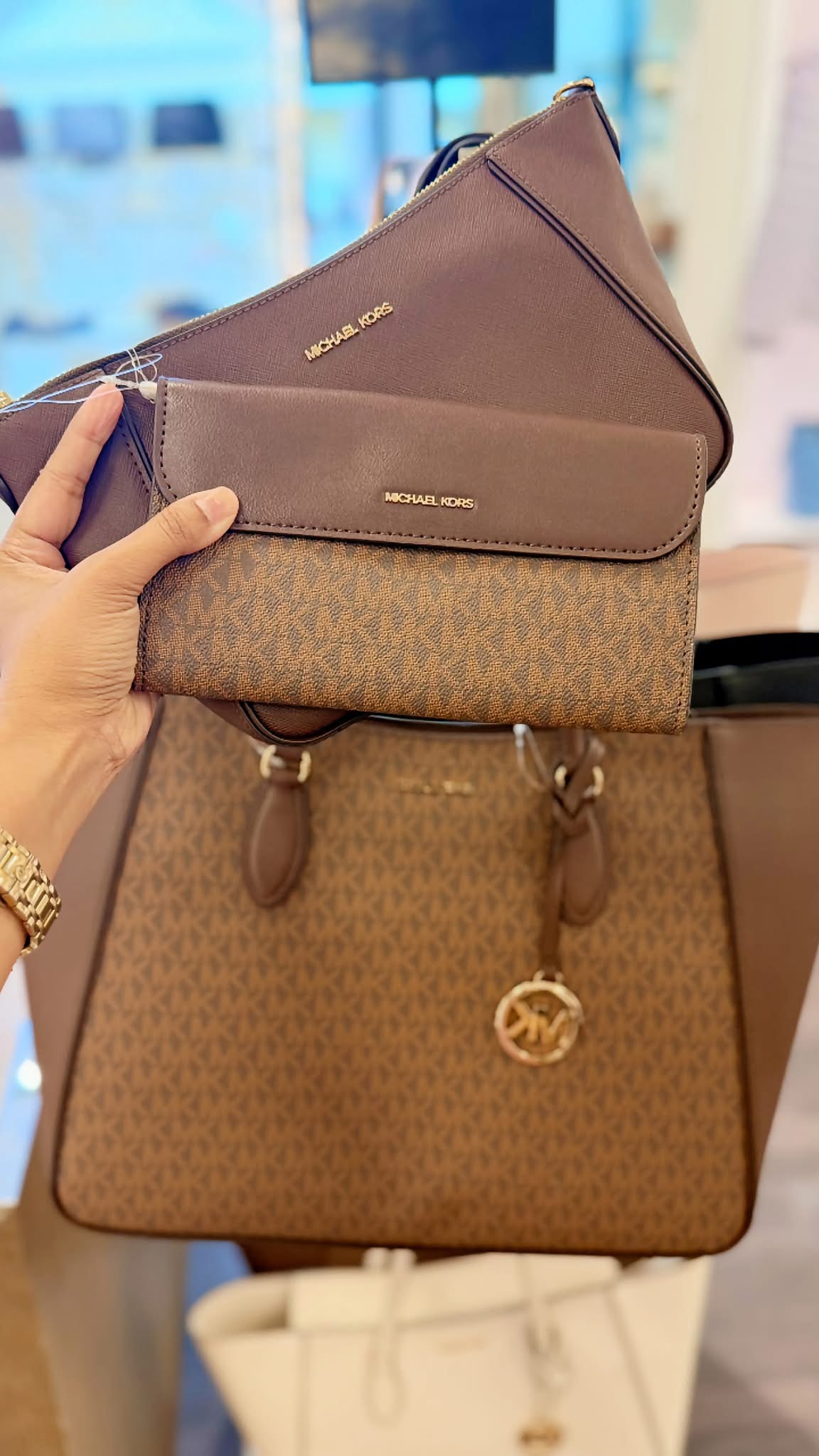 Most demanding MK collection ❤️ original Mk tot bags