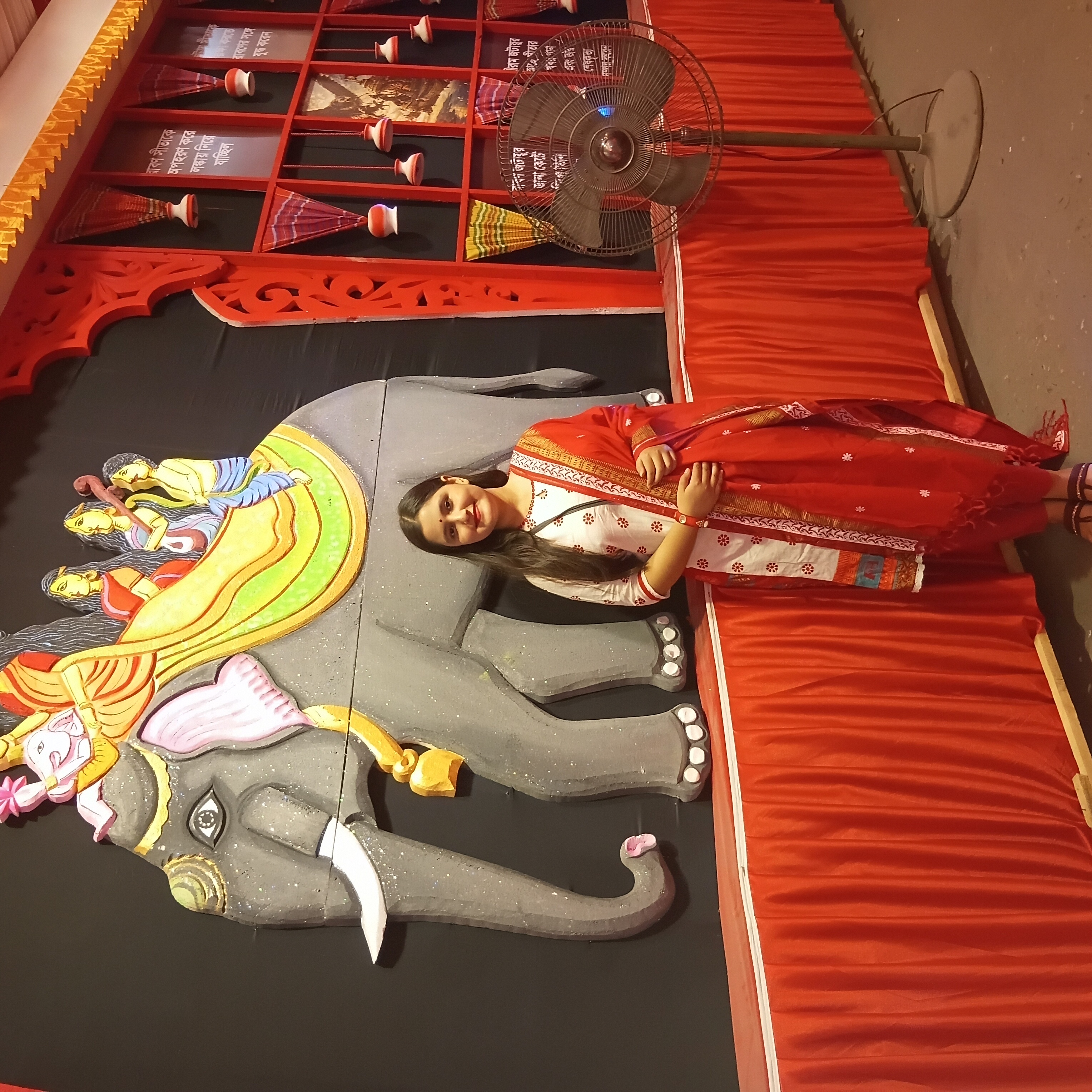"ময়মনসিংহে উৎসবমূখর পরিবেশে মহাসপ্তমী উদযাপন "
