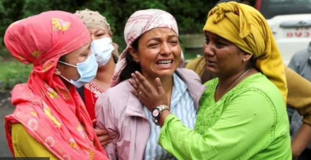 নেপালে বন্যায় মৃত্যু ৯০০ ছাড়িয়েছে, নিখোঁজ ৪২৪৭